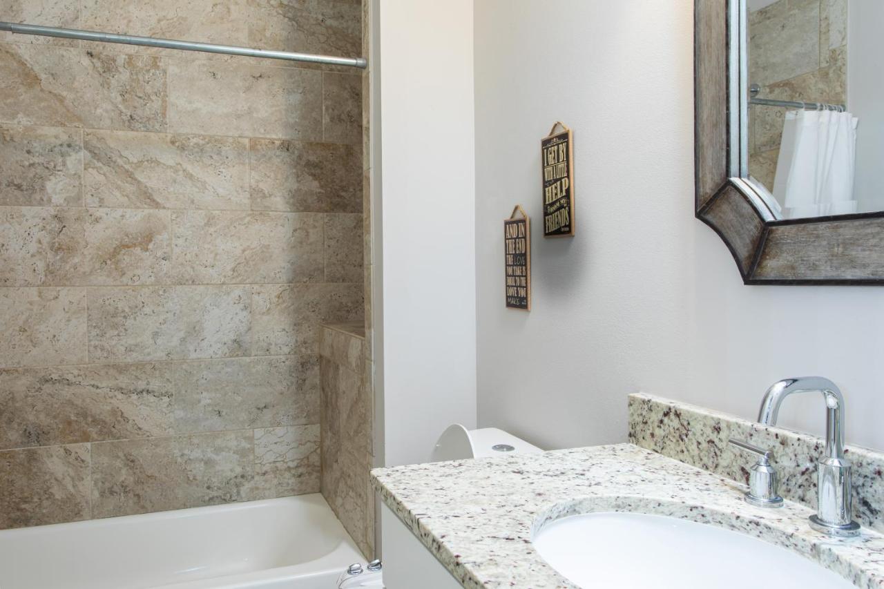 Lux Beatles Themed Beach Home, 5 Min Walk To Beach + Golf Cart, Dog Friendly! Destin Exteriér fotografie